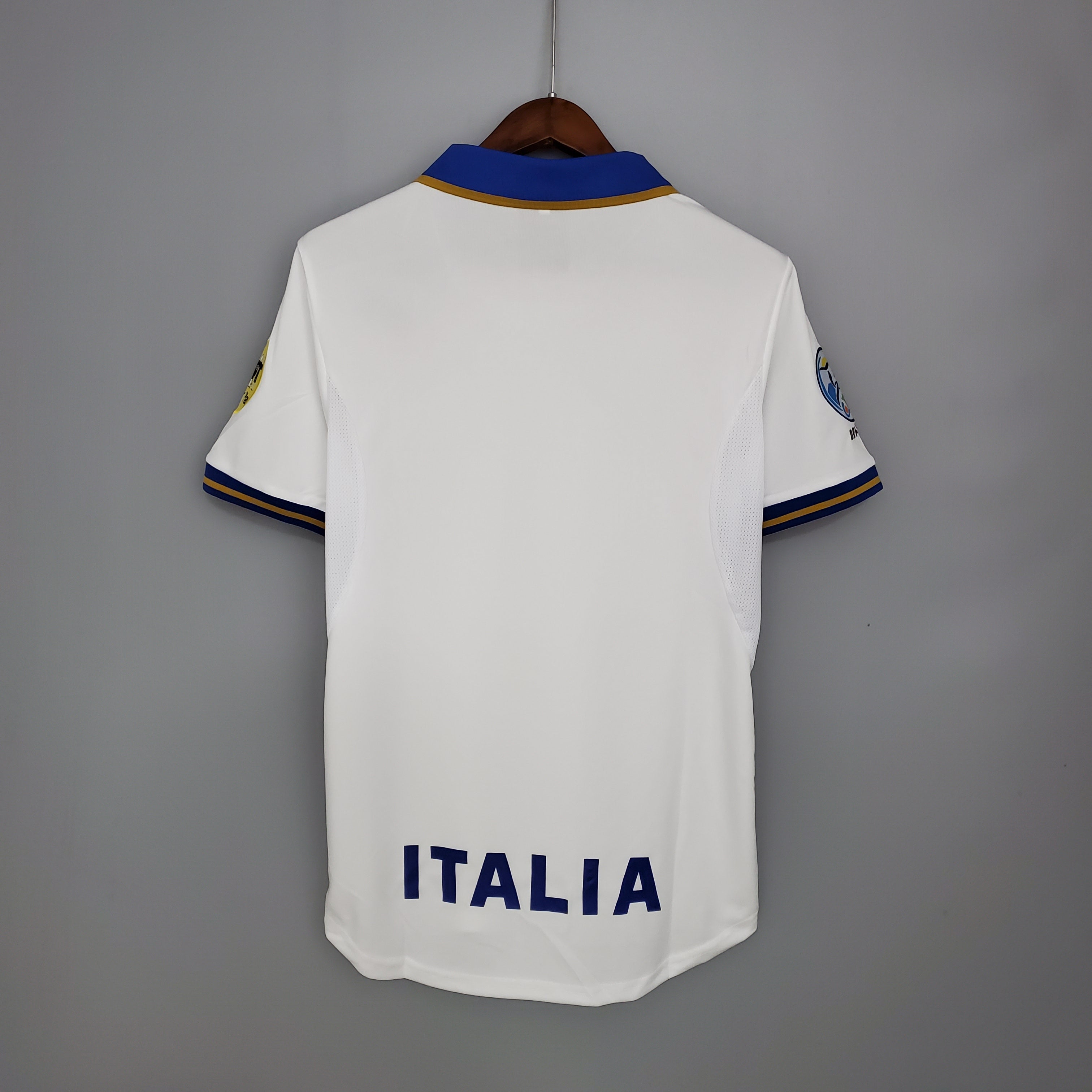 Italy 1996 Away Jersey