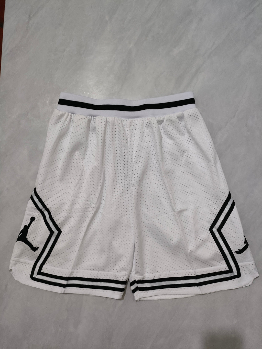 Chicago Bulls white shorts