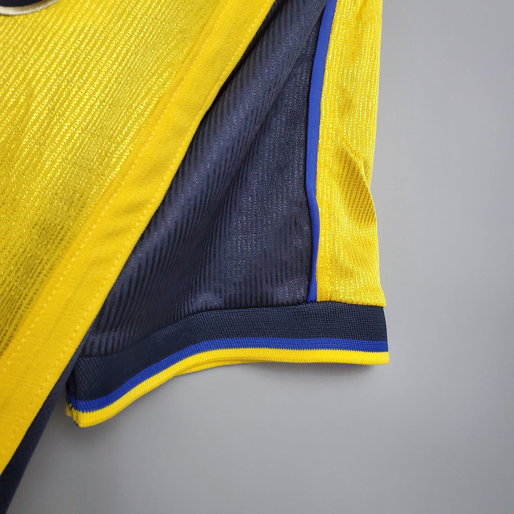Arsenal 1999 - 01 Away Jersey