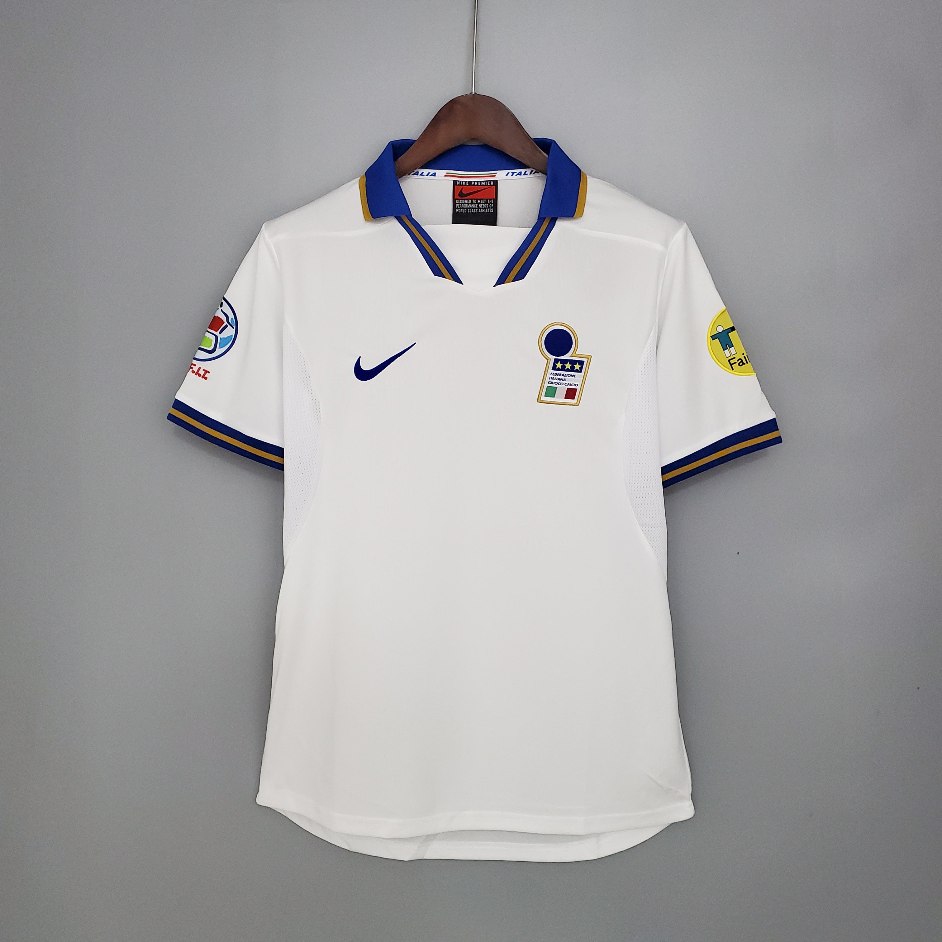 Italy 1996 Away Jersey
